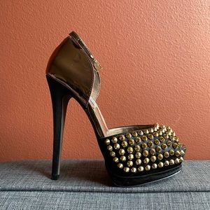 Steve Madden Black Obstcl-S Studded Pumps (Size 6.5)